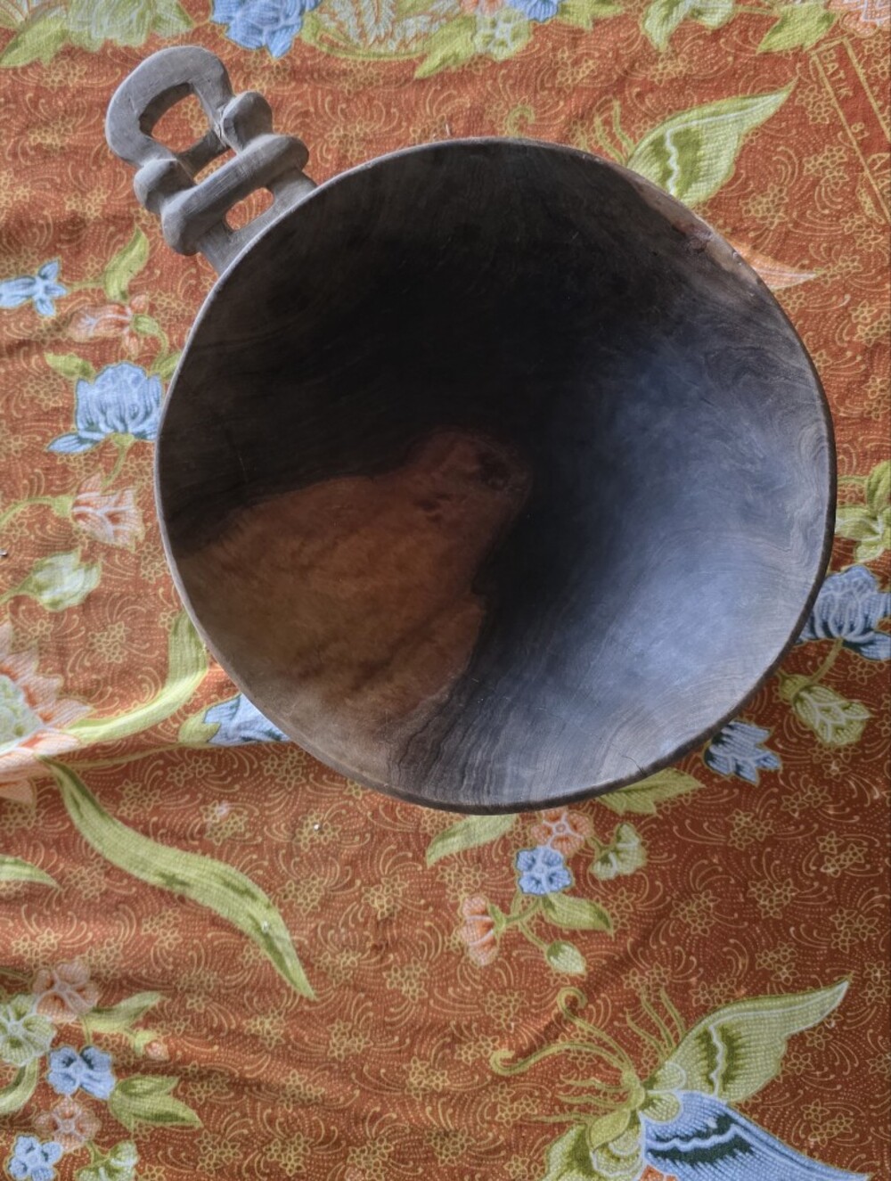 Hand-Carved Primitive Hawaiian Wooden Serving Bowl in Natural Brown Art Bowl